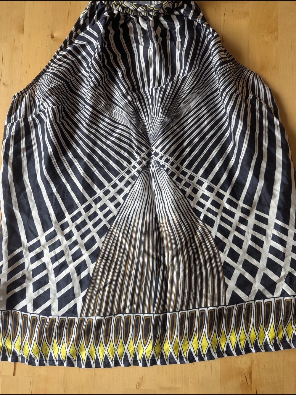 ECCOCI 100% Silk Sleeveless Patterned Tank Top - Picture 3 of 7